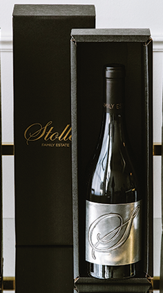 2018 William H Stoller Pinot Noir with Gift Box